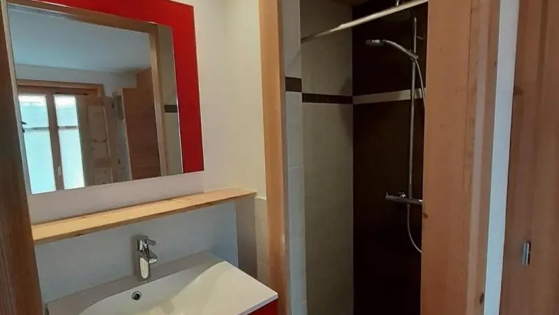 Salle d'eau (chambre 1)