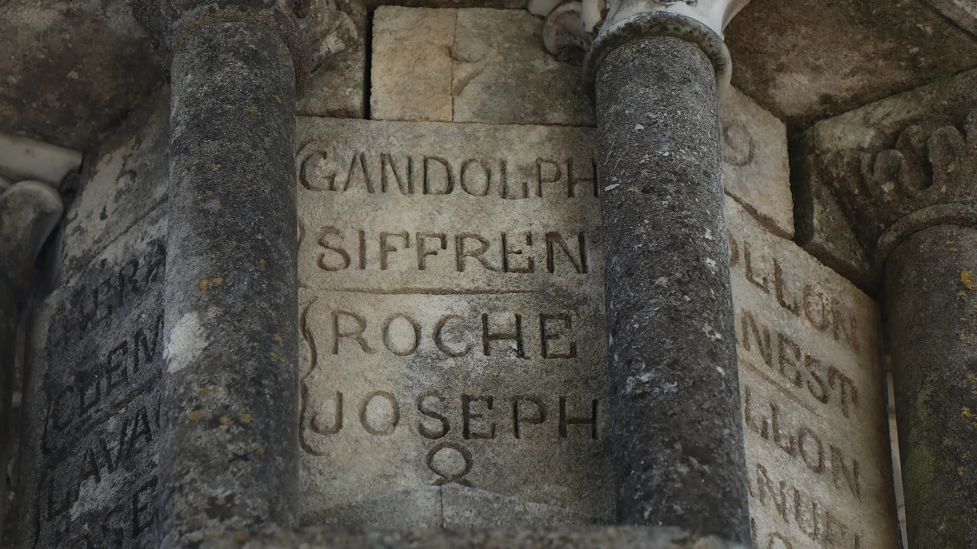 Gandolphe Sifren - Roche Joseph - 7-8 - L'énigmatique monument à Saint-Joseph de Gassin - https://gassin.eu