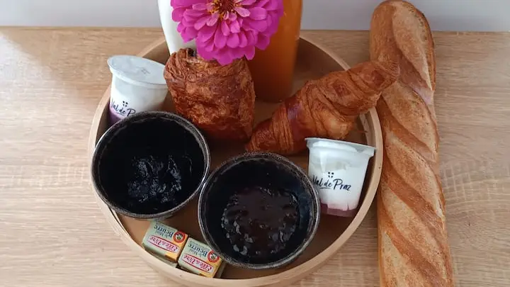 Petit déjeuner en supplément