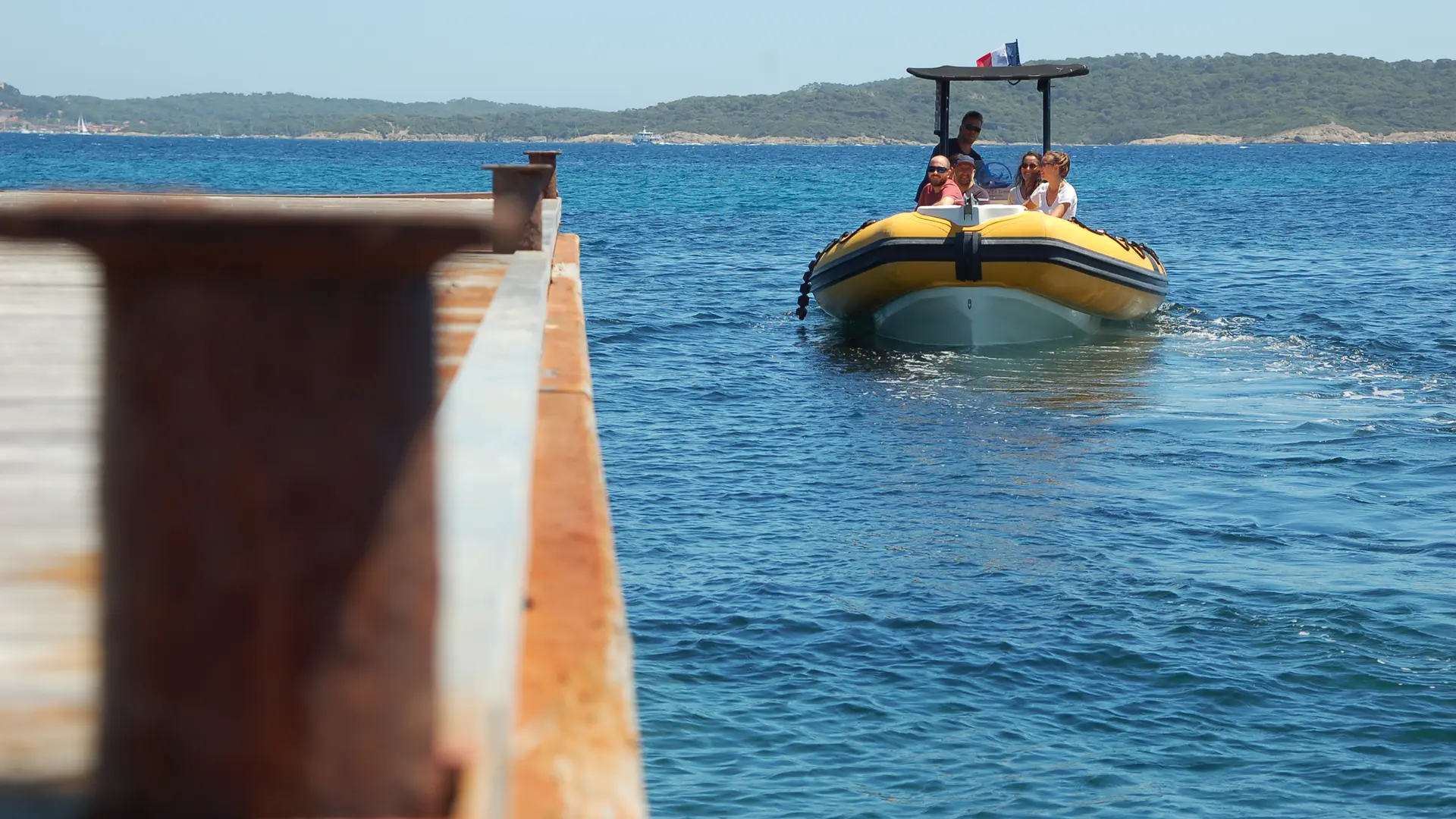 îles d'or évasion - excursions en bateau