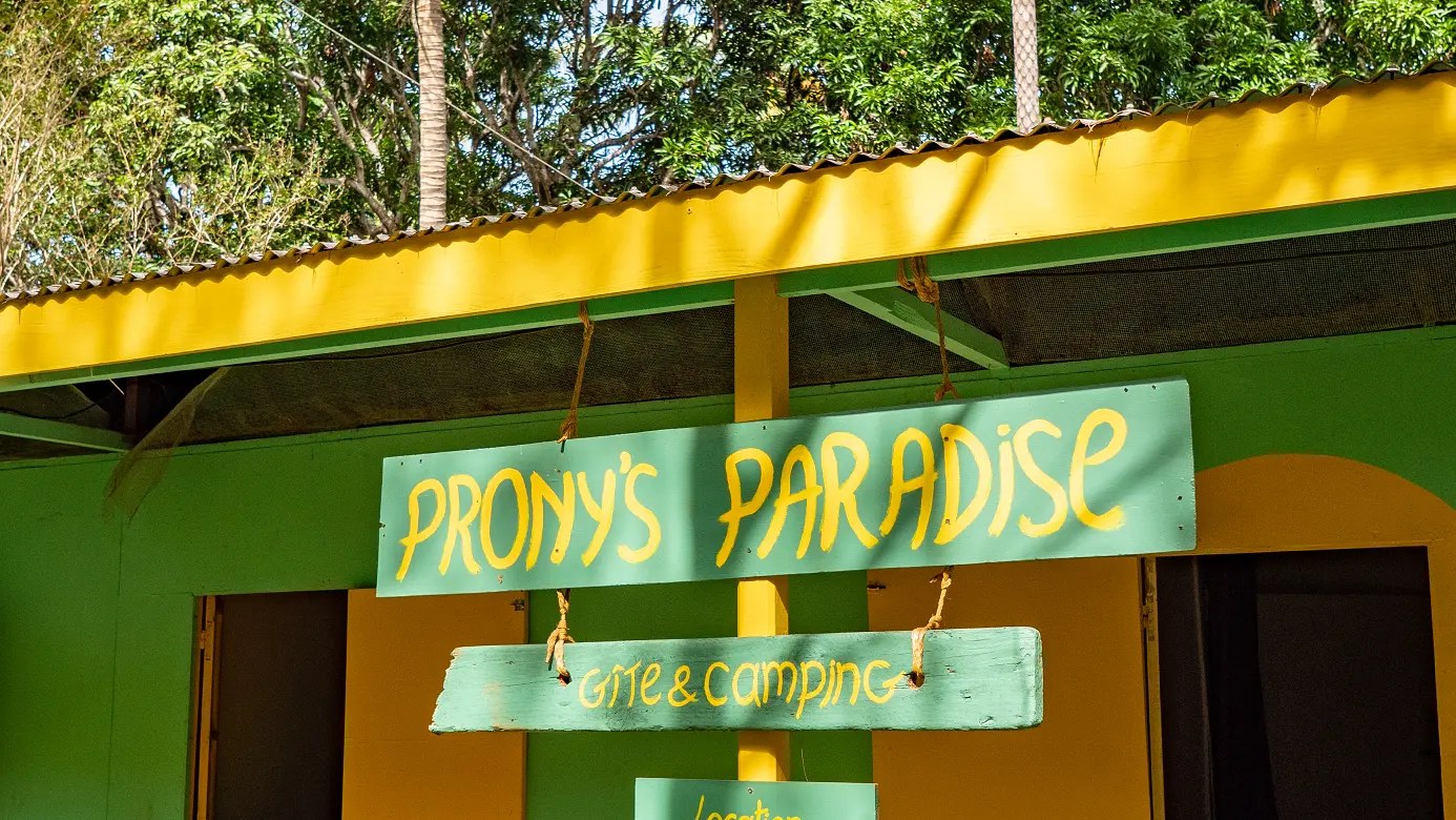 Gîte, camping, location, VTT et ce n'et pas tout ! Prony's Paradise vous cache bien d'autres surprises ! A découvrir sur place avec Didier ou en le contactant en amont !