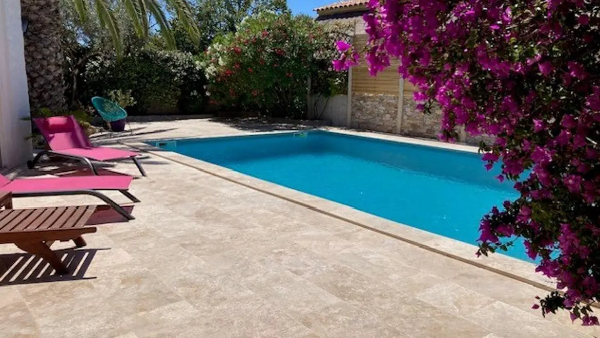 piscine partagée 10m par 5m