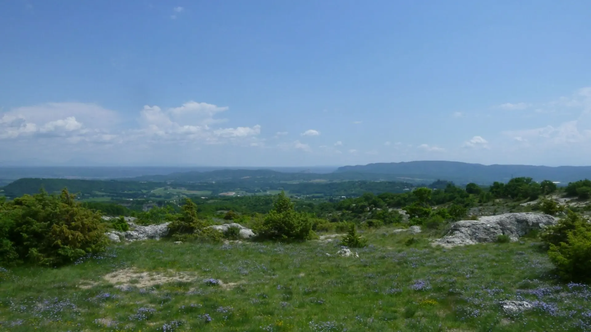 Vue sur le Luberon oriental