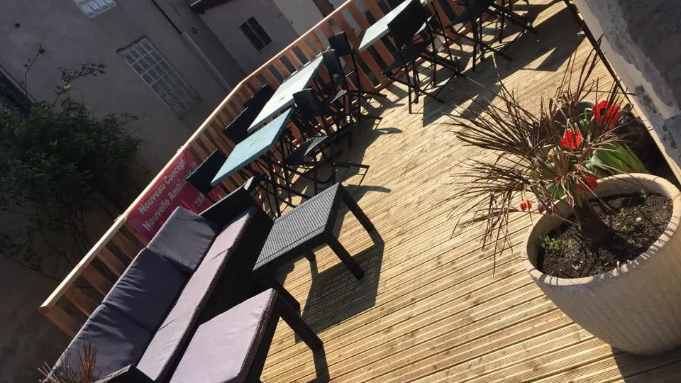 Terrasse ombragée