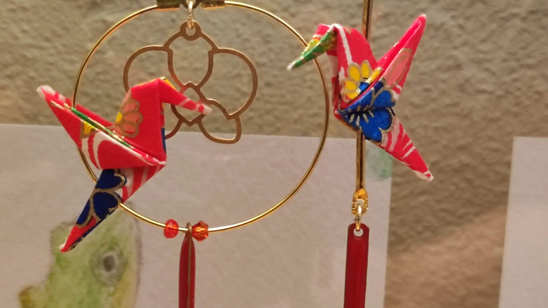 Boucles d'oreilles colibris asymétriques