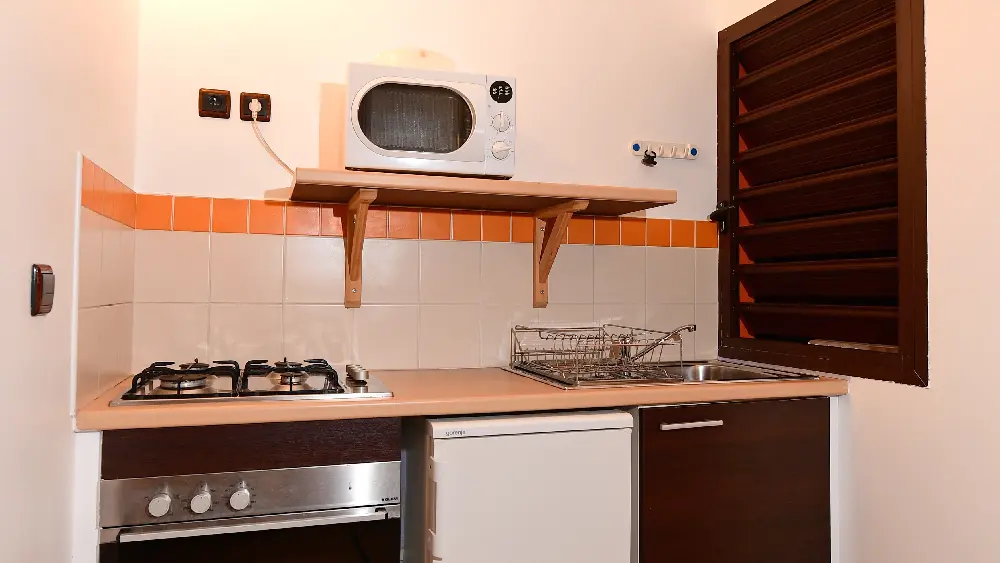 interior kitchen bungalow