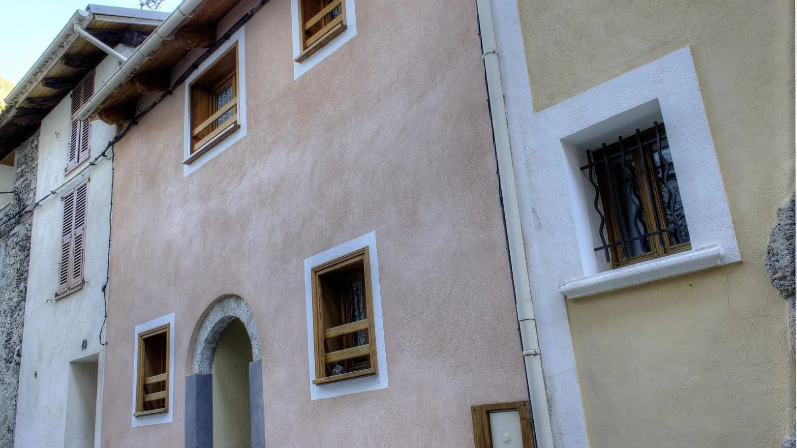 Gîte Lu Isoulan 1-Le bâtiment-Isola-Gîtes de France des Alpes-Maritimes