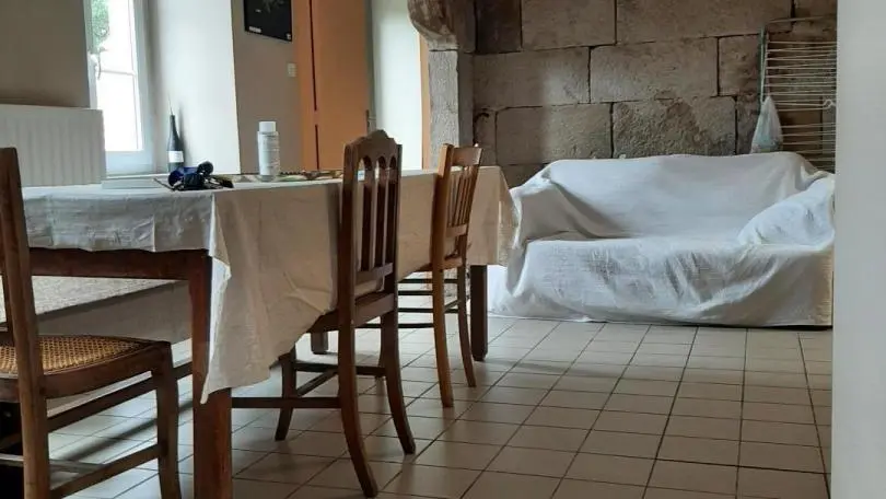 Espace repas- petit gîte