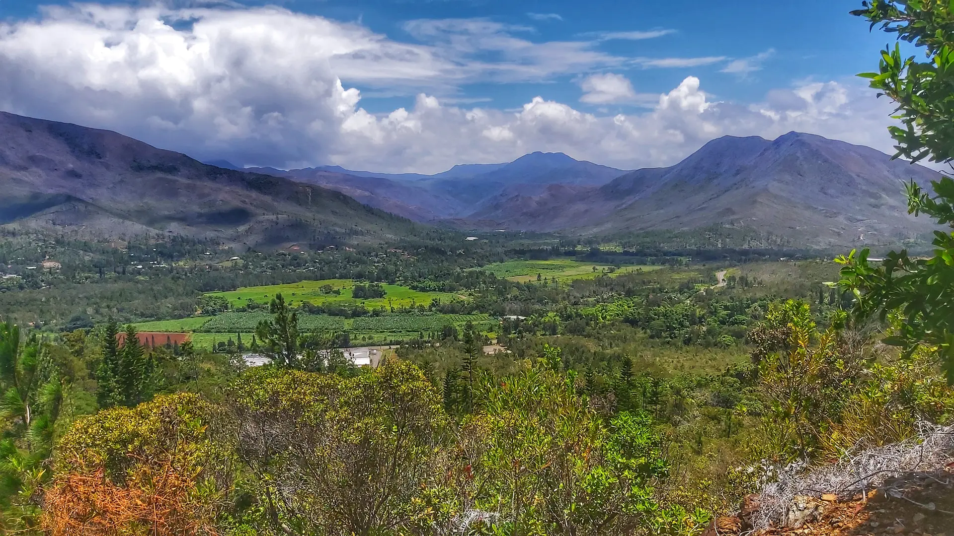 Des points de vue offrant des panoramas époustouflants... à une vingtaine de minutes de Nouméa seulement !