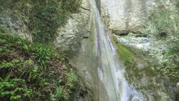 canyoning avec le bureau des guides des 2 Vallées