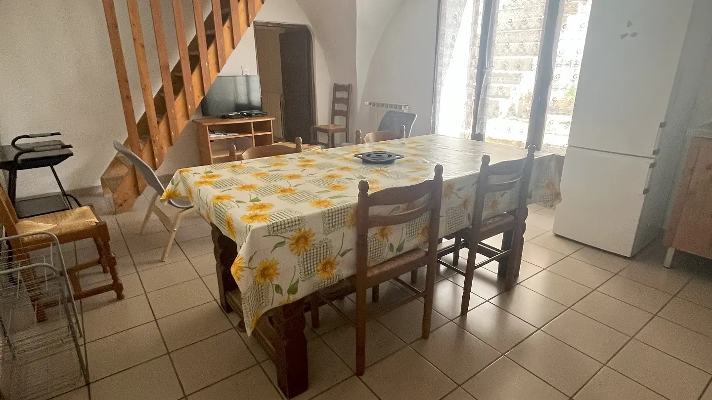 ppartement 6 personnes -RDC
