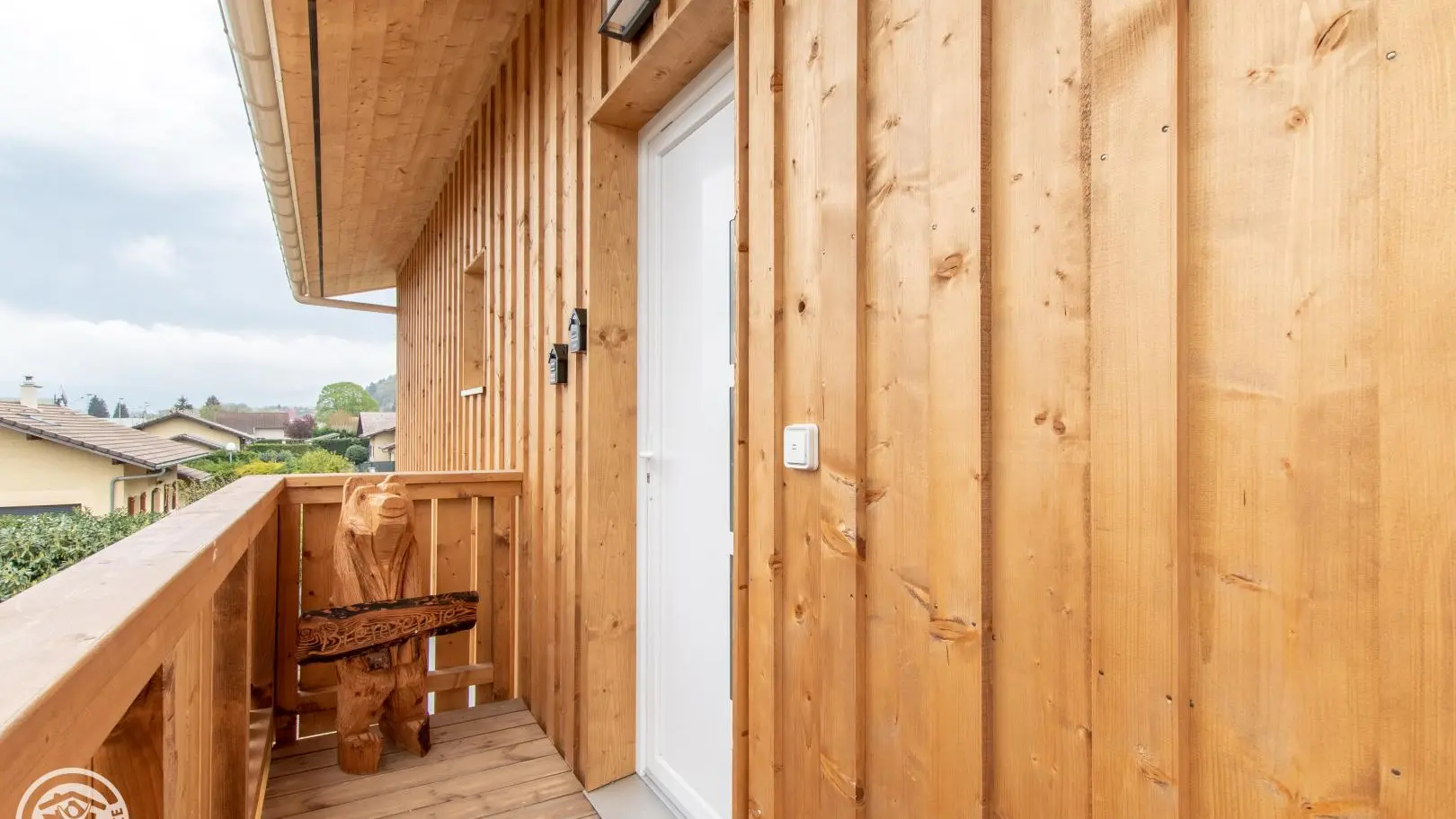 Entrée commune à deux gîtes