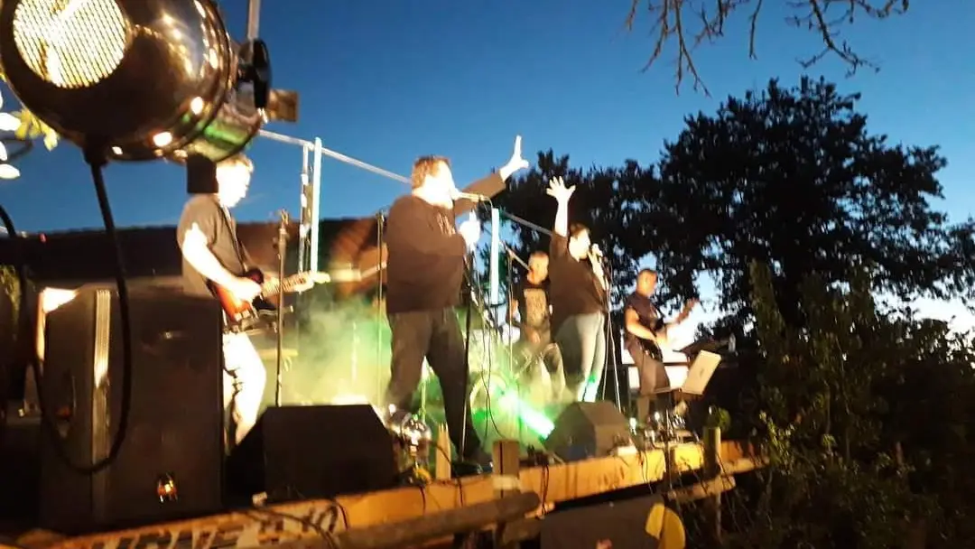 3 dates de concerts à la ferme chaque été (1 km du gite)