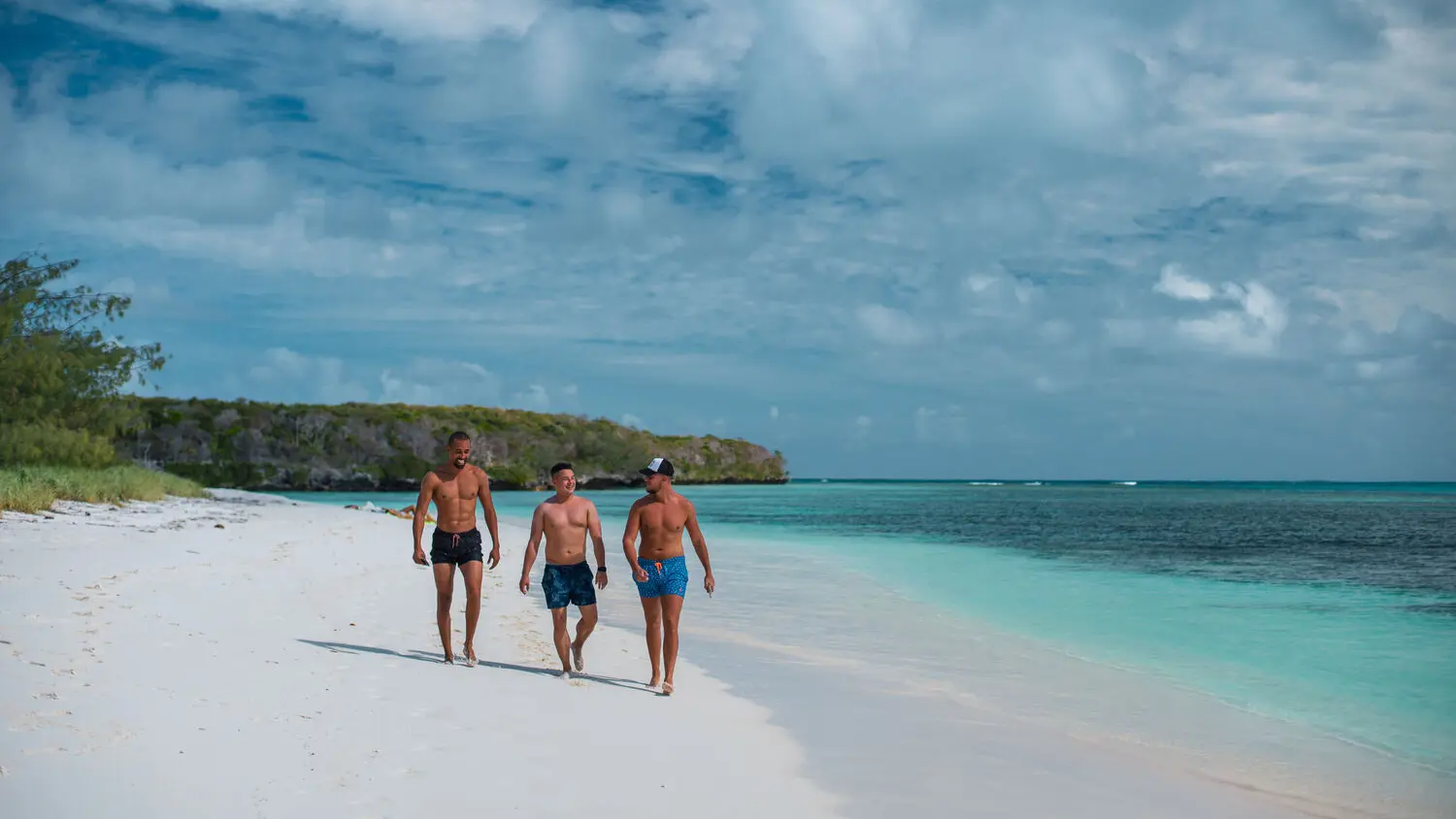 Relax on the white sand beach of Brush Islet