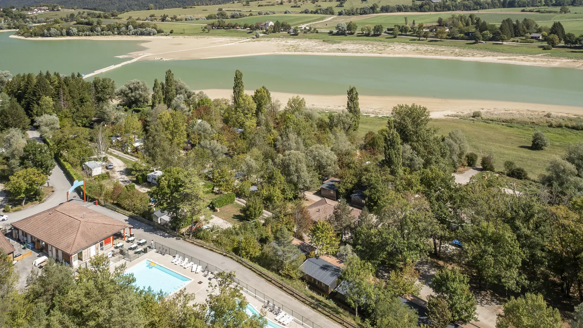 Camping les gorges du haut-Bugey vue aérienne