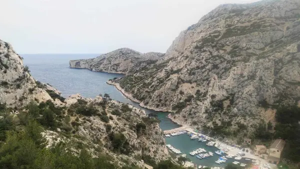 Randonnée naturo-poétique à la Calanque de Morgiou (1/2j)