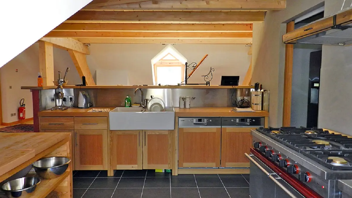 La grande cuisine toute équipée