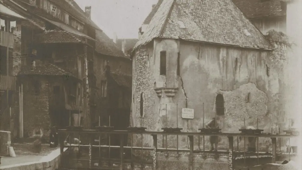 Chapelle du Palais de l'Ile avant restauration