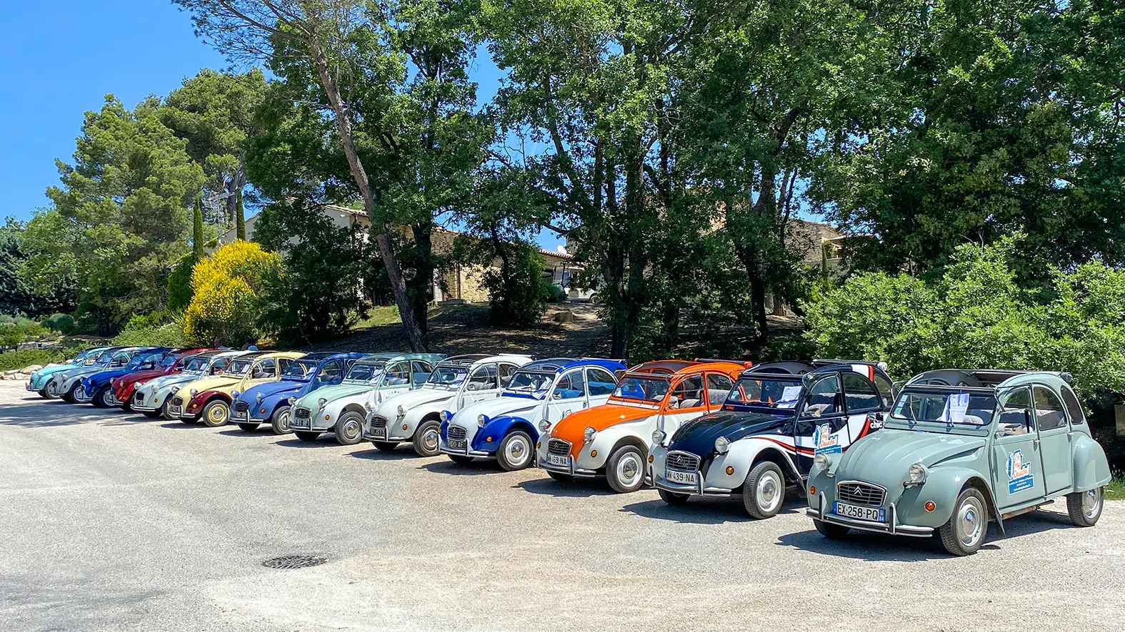 2CV balade en Provence