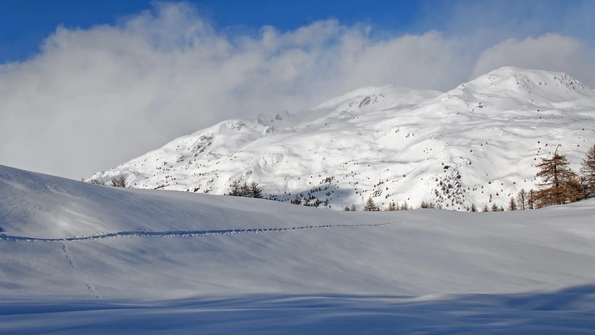 Vallon de Buffère et trace dans la neige