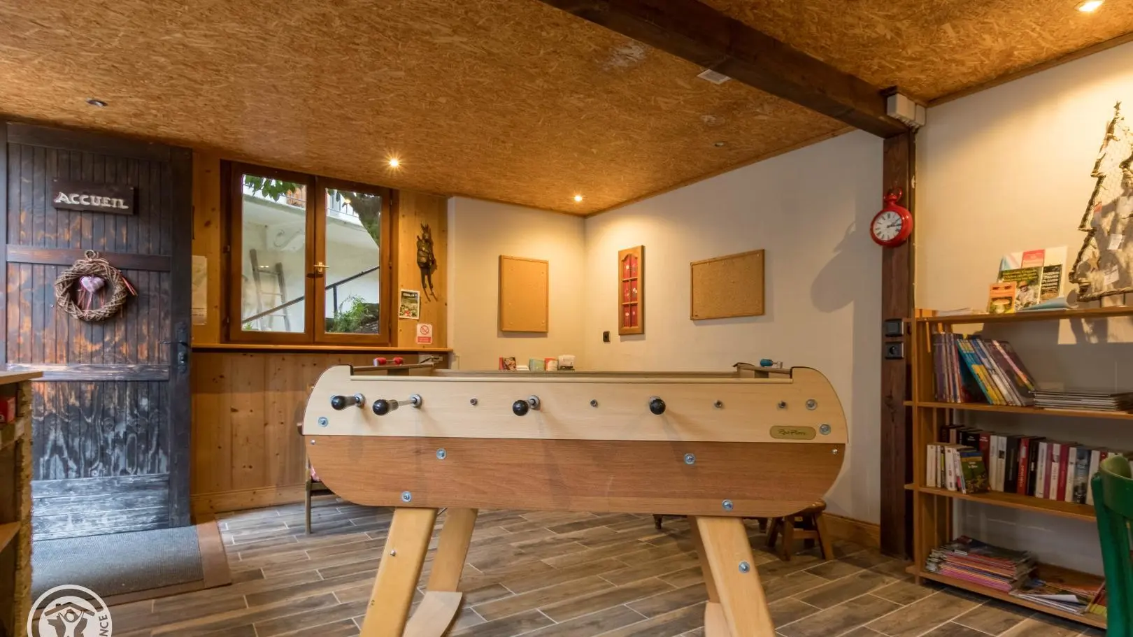 Salle de jeux, lecture ,détente commune aux 4 gîtes