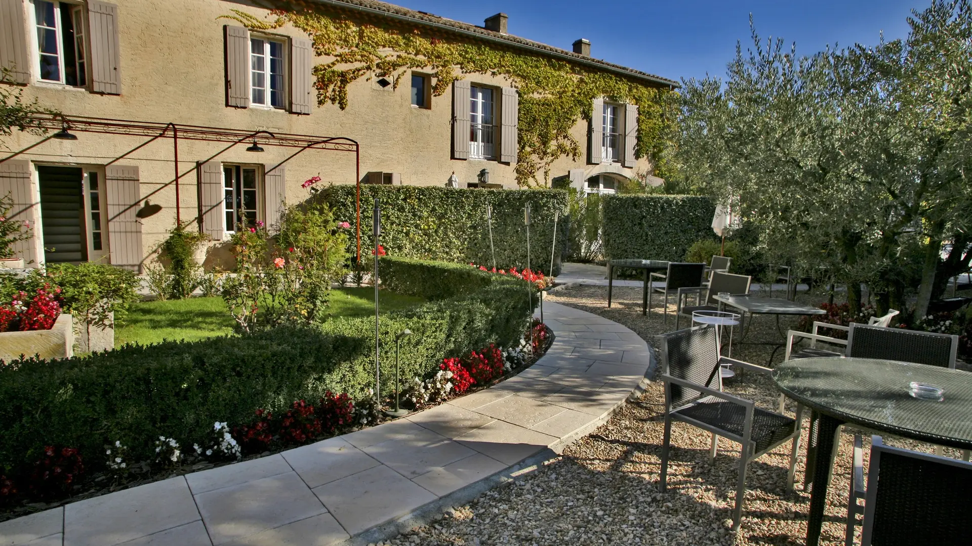 Hôtel le Mas des Carassins à Saint-Rémy-de-Provence