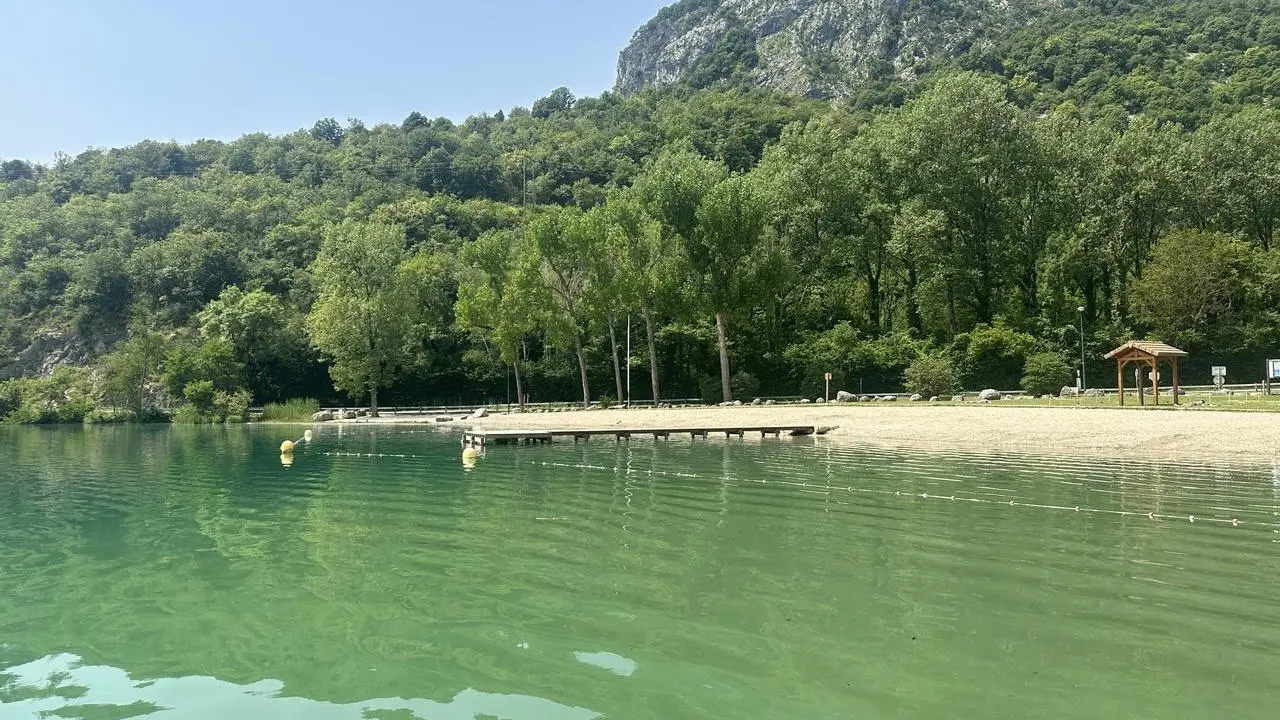 Lac de Virieu à seulement 10km du gîte