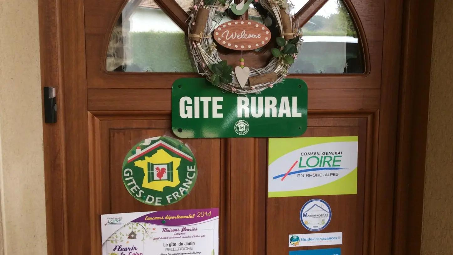 Porte d?entrée  du gîte