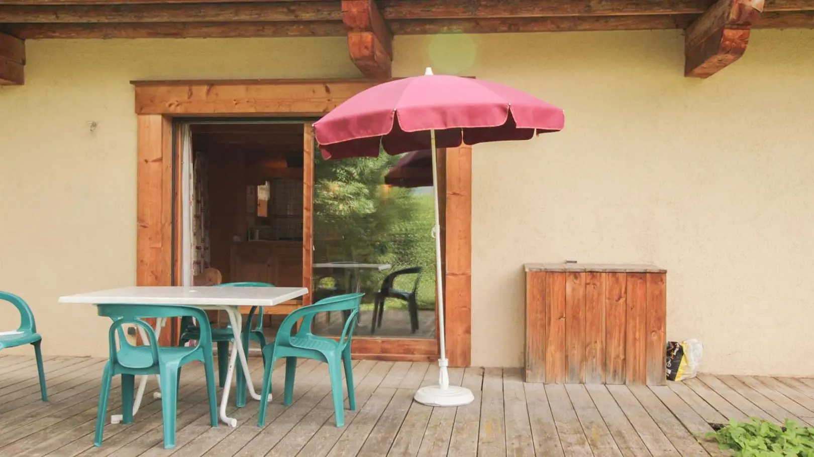 Prenez vos repas directement devant le gîte !