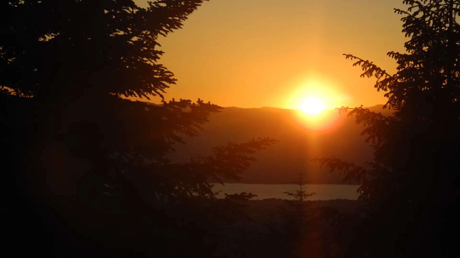 Coucher de soleil sur le Léman depuis Super Saxel