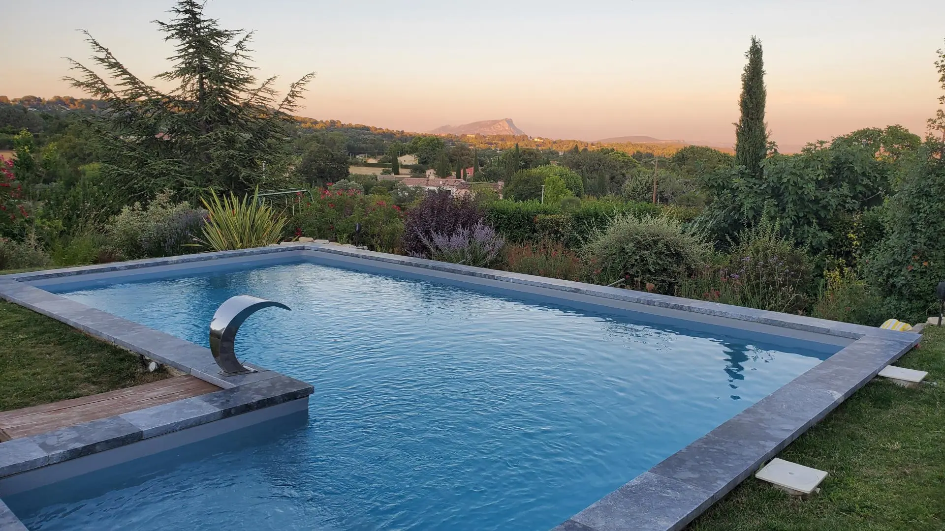 piscine partagée avec les propriétaires