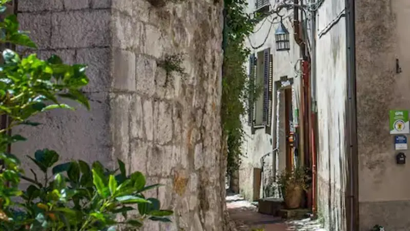 Le Capouane- Séjour - La Turbie-Gîtes de France des Alpes-Maritimes