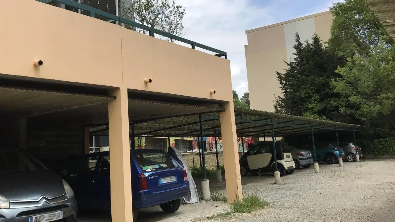 Parking privé