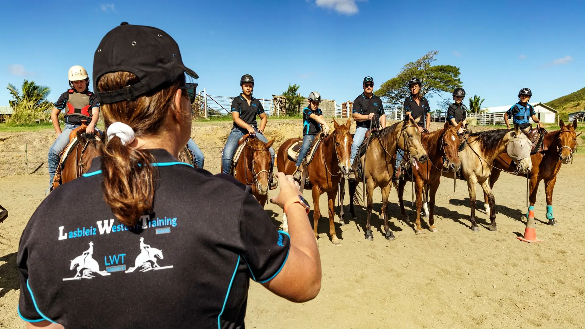 En groupe - Lasbleiz Western Training