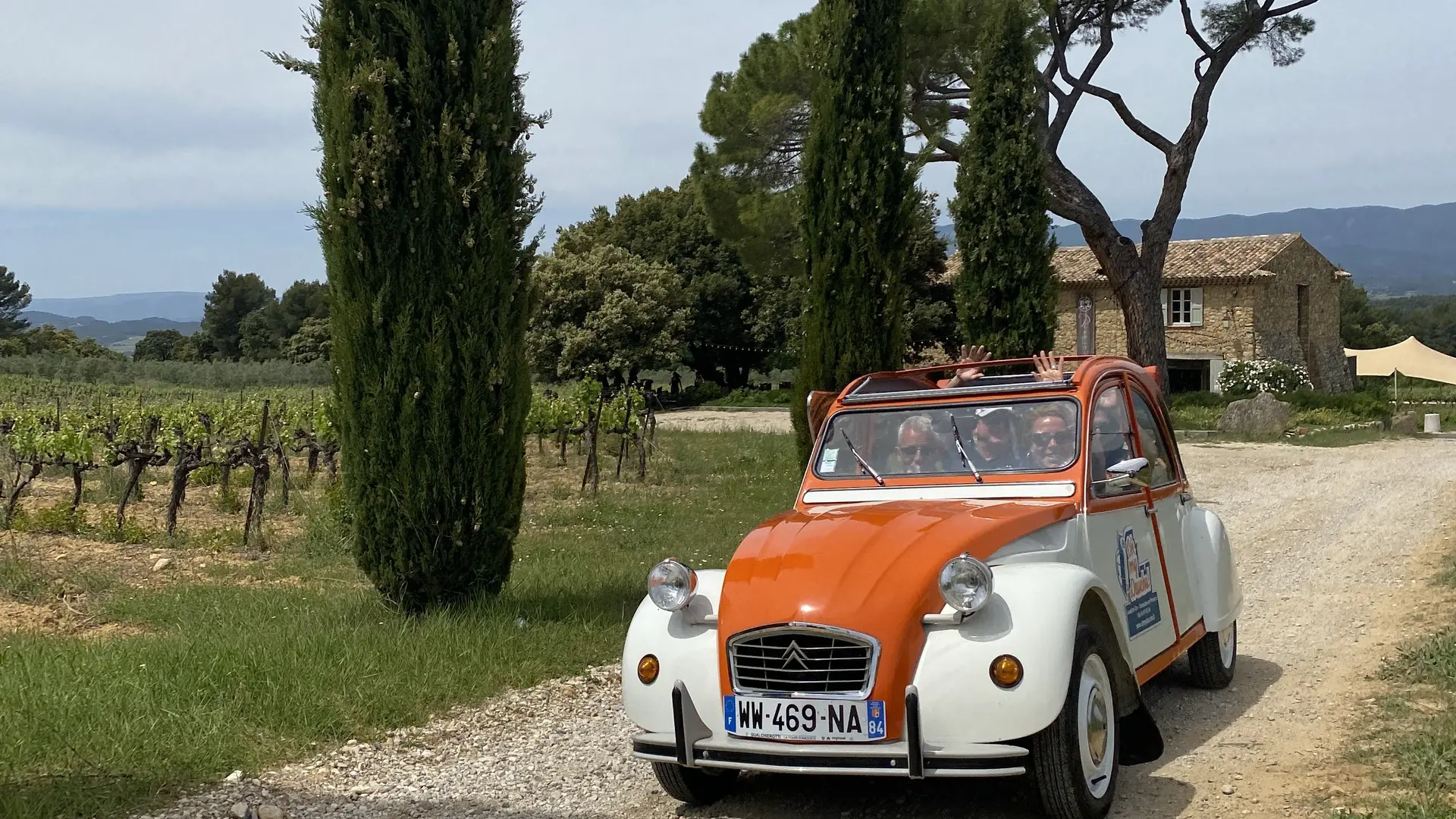 2CV balade en Provence