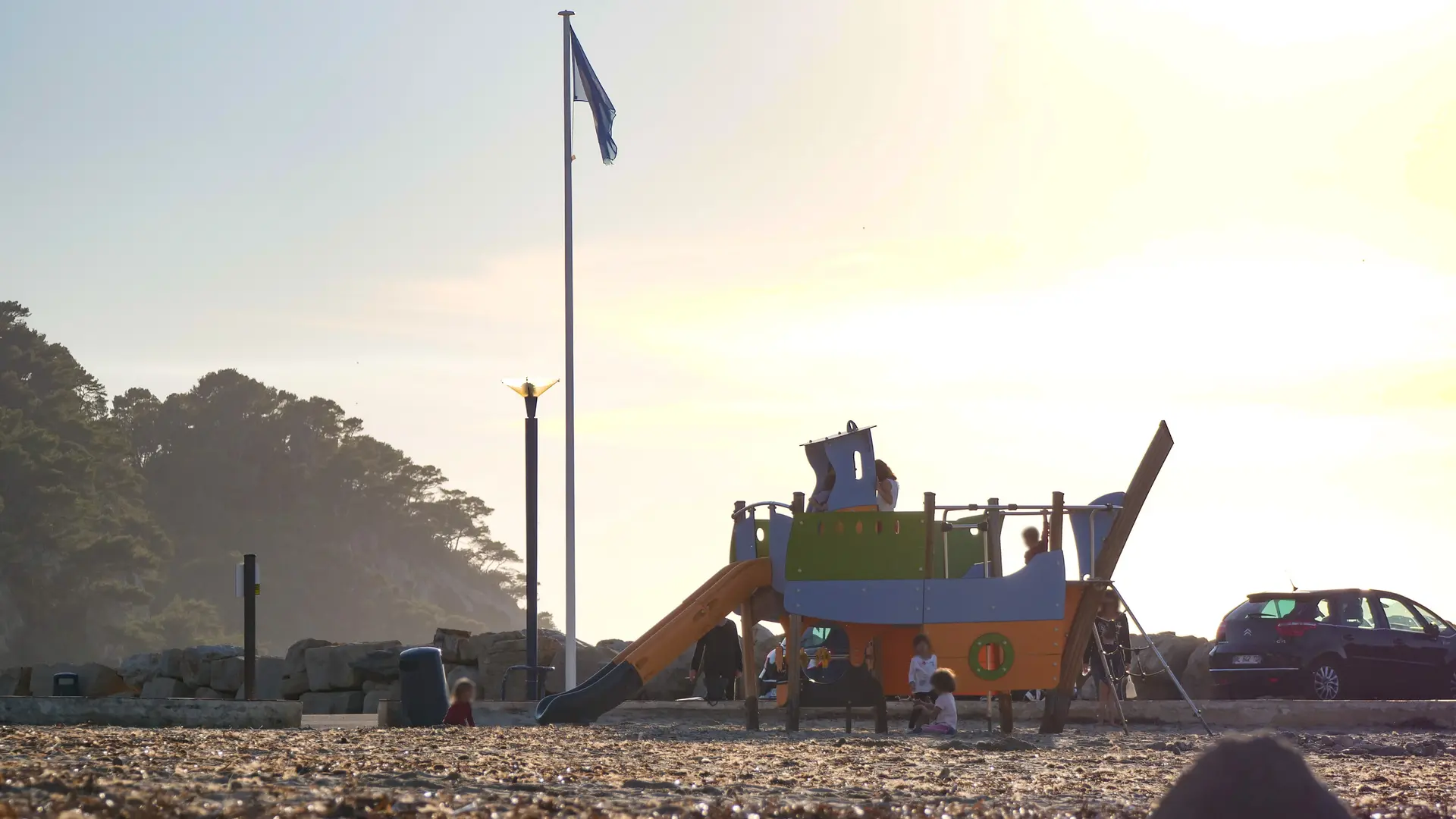 Aire de jeux de la plage de la Madrague