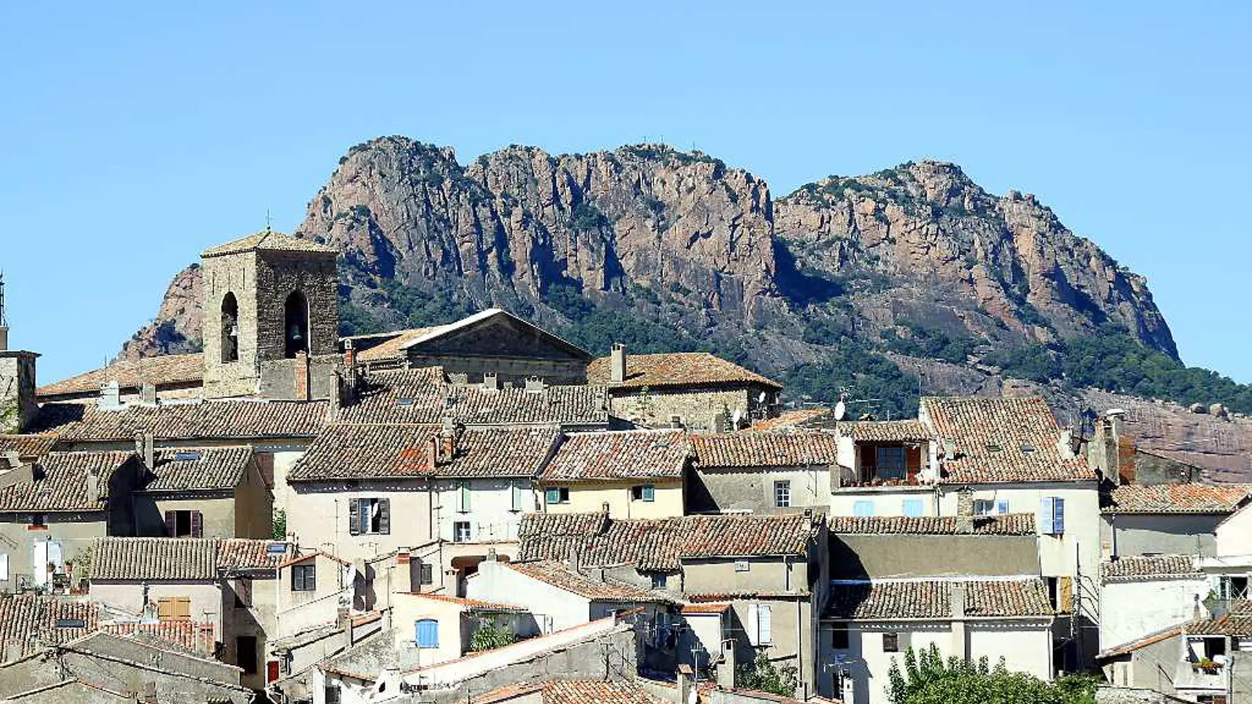 Le Village Roquebrune-sur-Argens