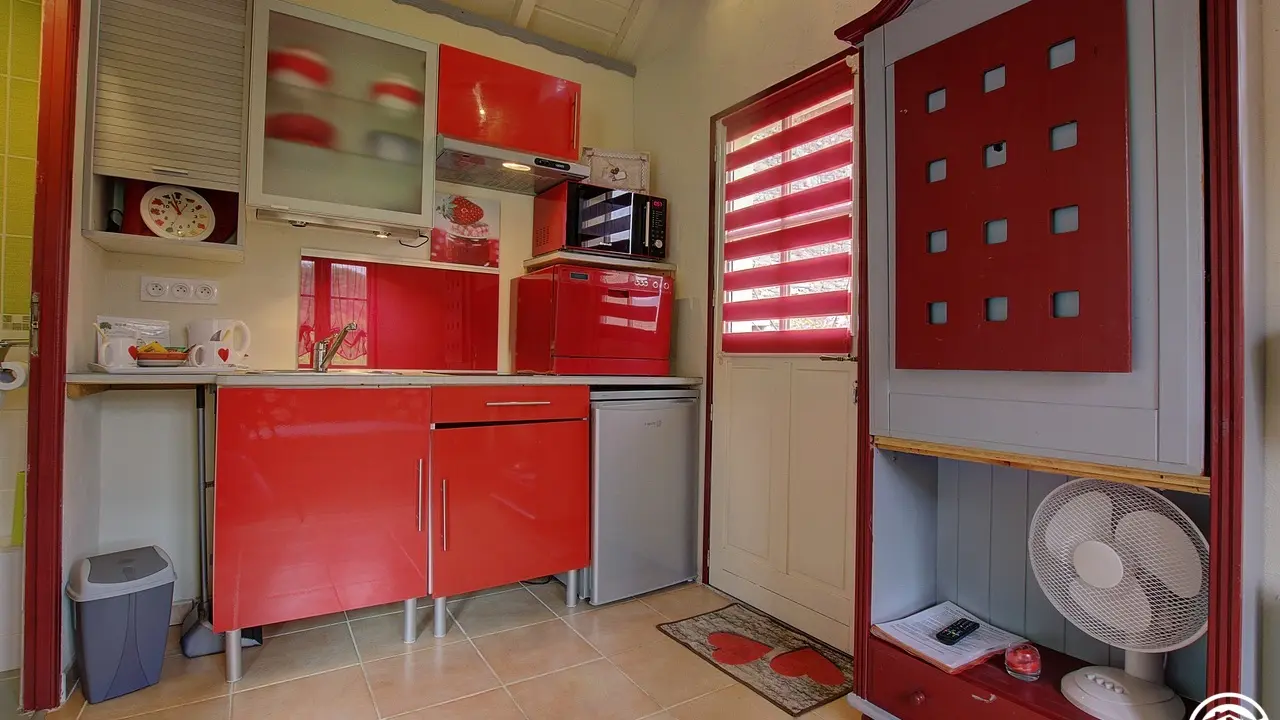 Cerisette : espace kitchenette
