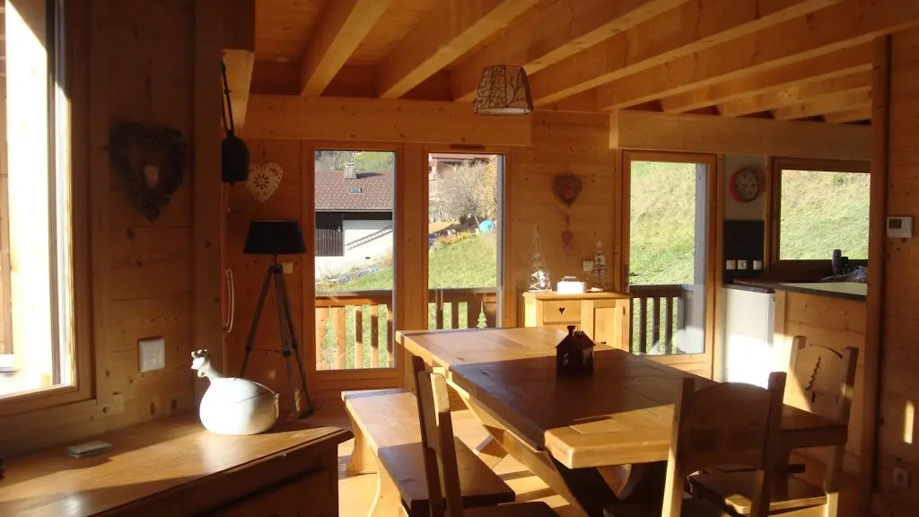Séjour salle à manger - Chalet du Bibrou - Les Villards-sur-Thônes, Haute-Savoie