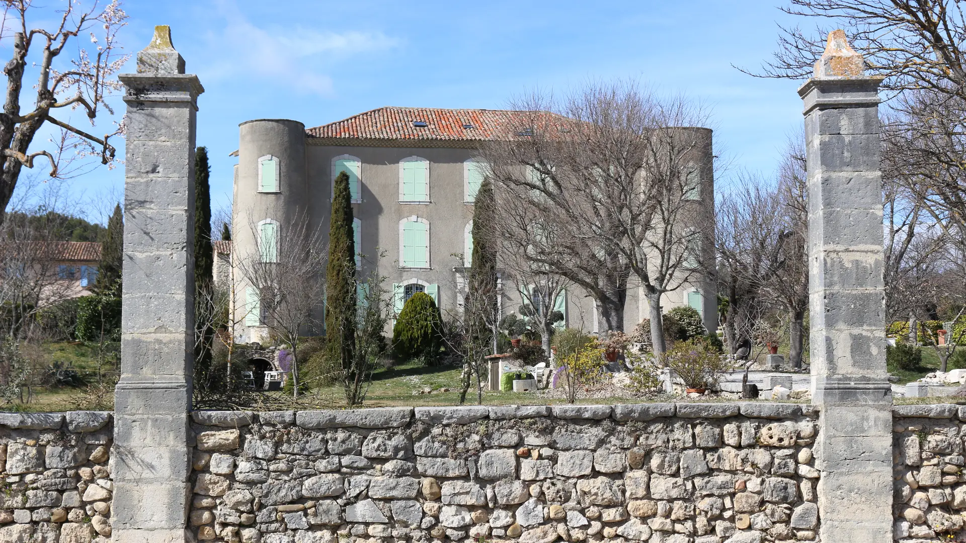 chateau