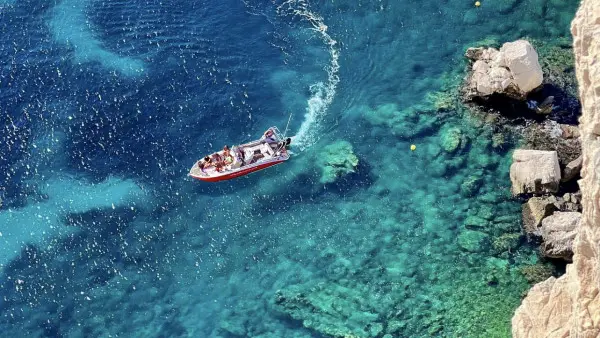 Private boat tour into the Calanques National Park