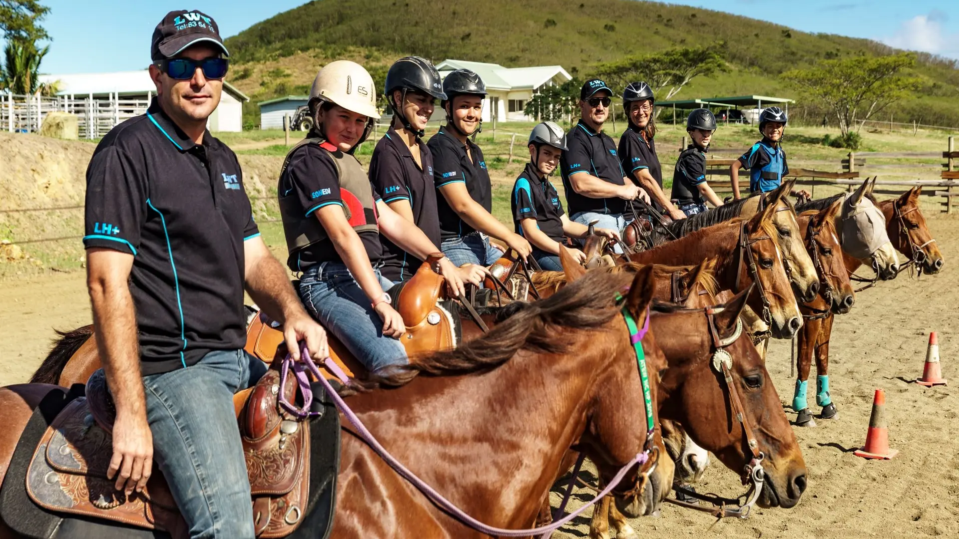 En groupe - Lasbleiz Western Training