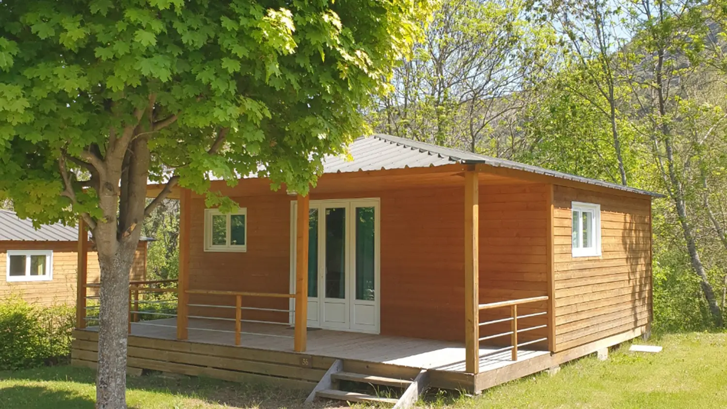 Village de chalets et camping La Pierre de l'Aigle