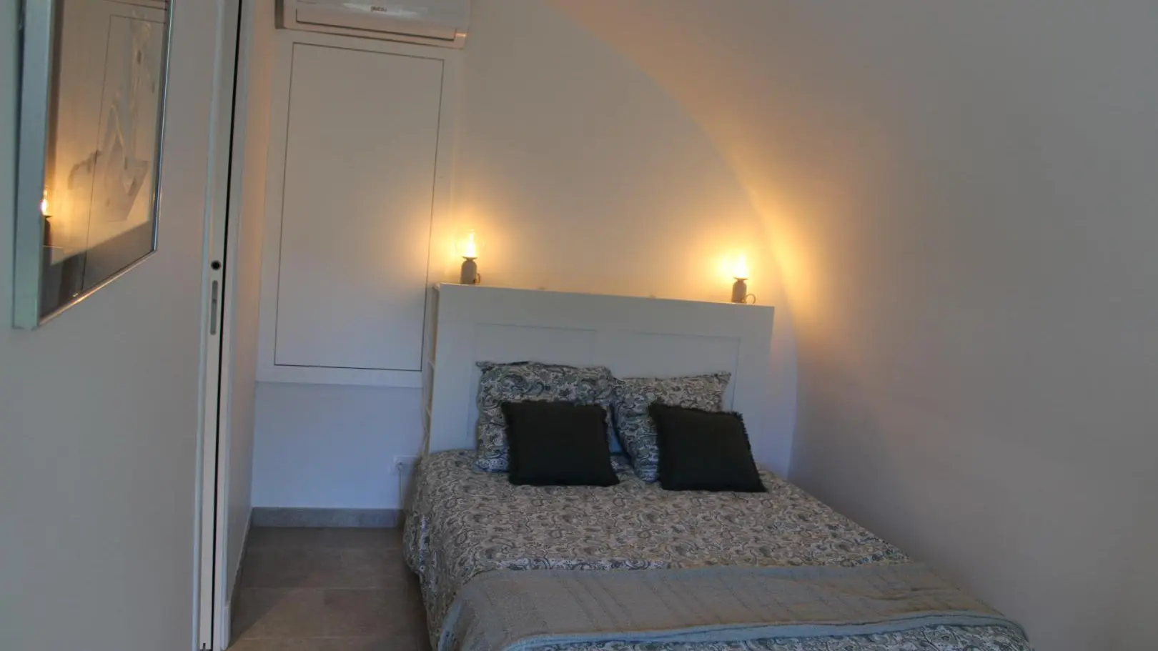 Gîte l'Atypique-chambre-Contes-Gîte de France Alpes-Maritimes