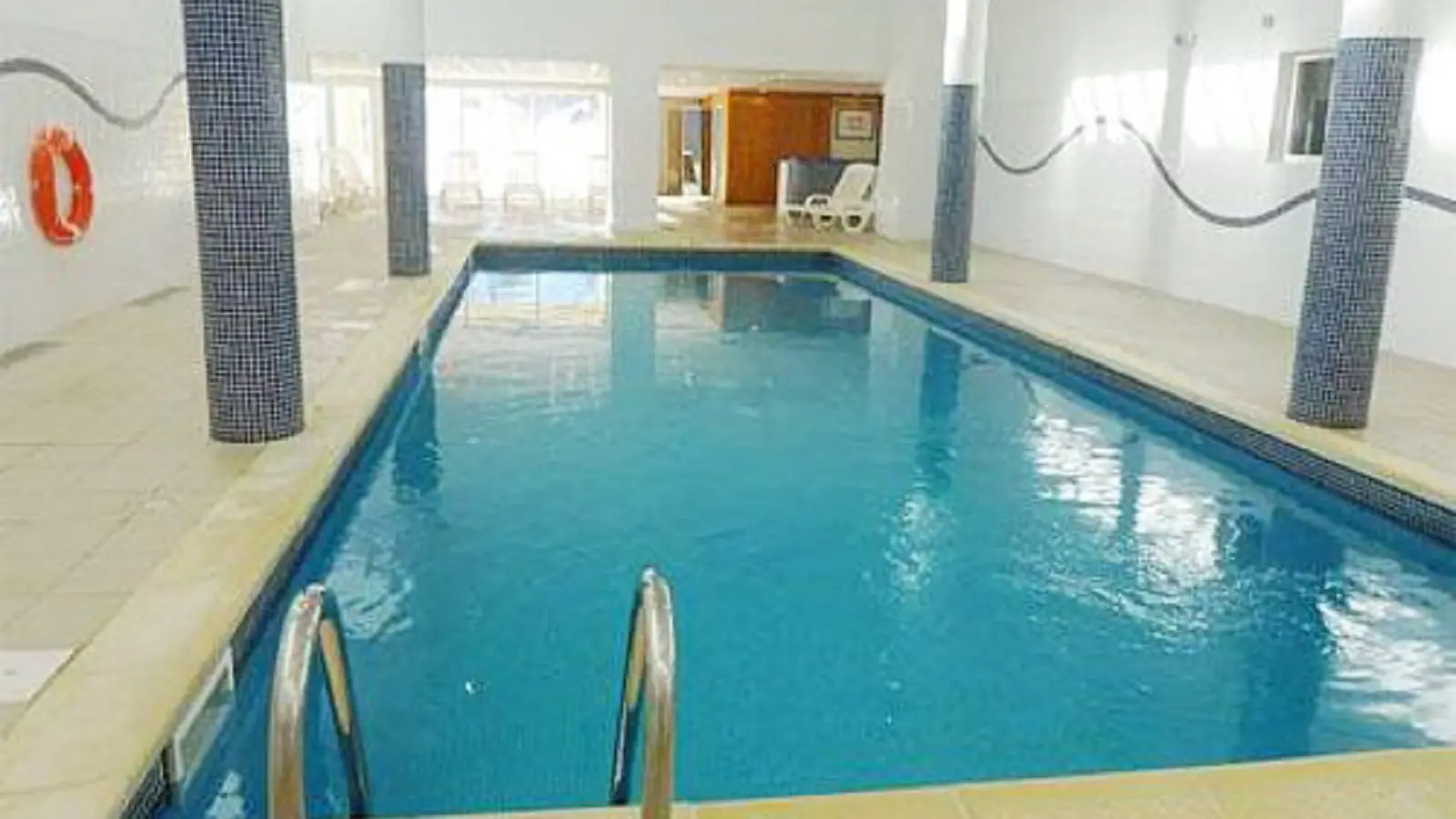 Private swimming pool of the residence