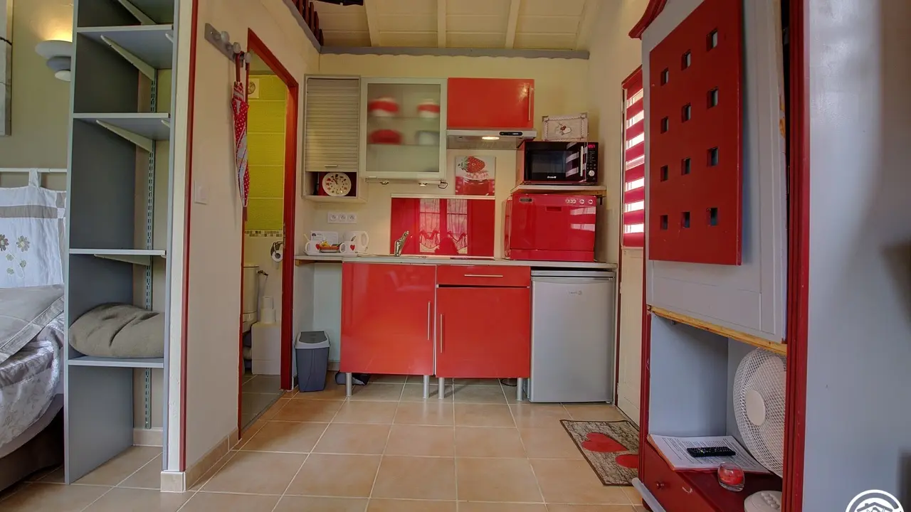 Cerisette : espace kitchenette