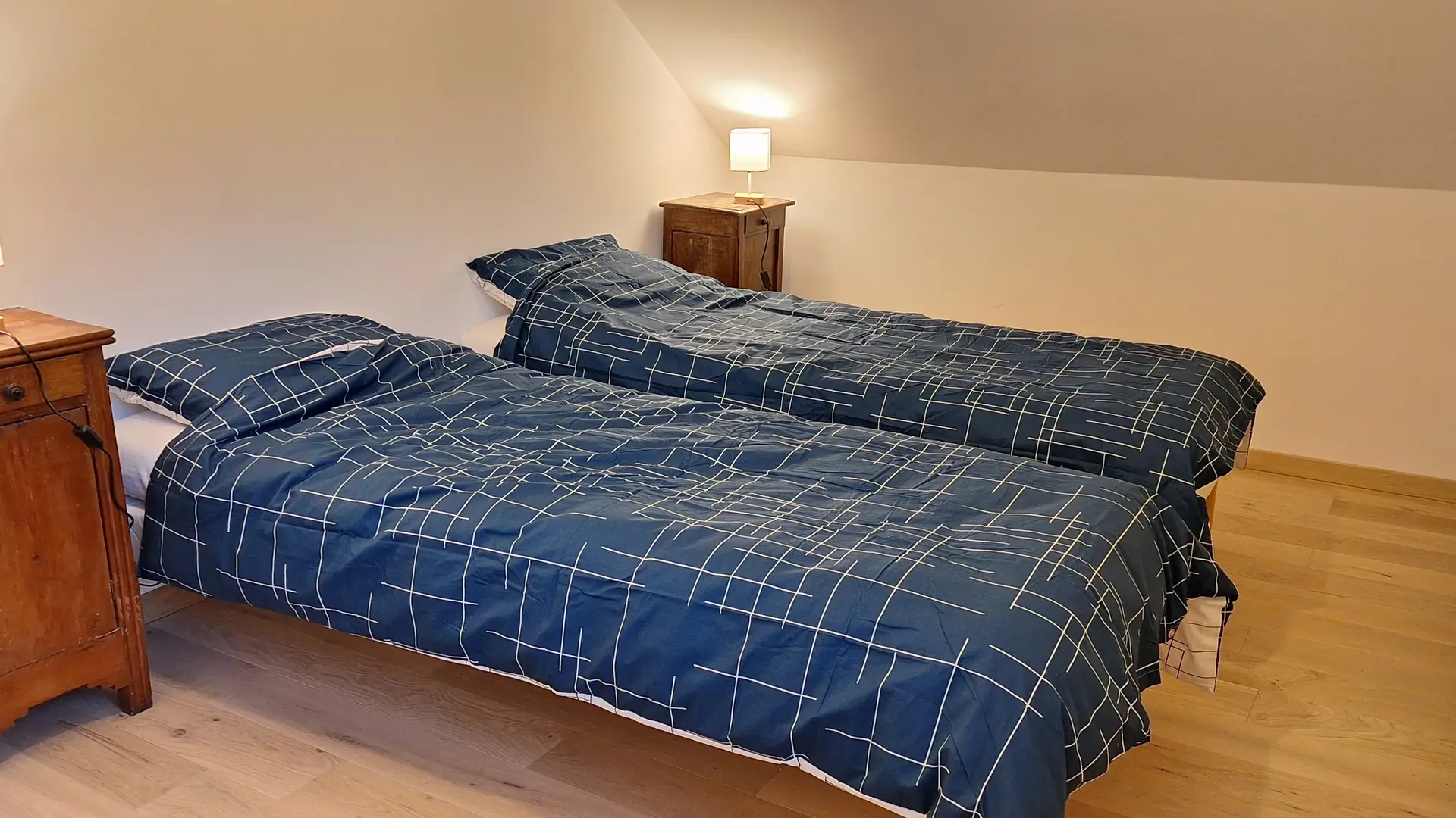 Chambre avec 2 lits simples