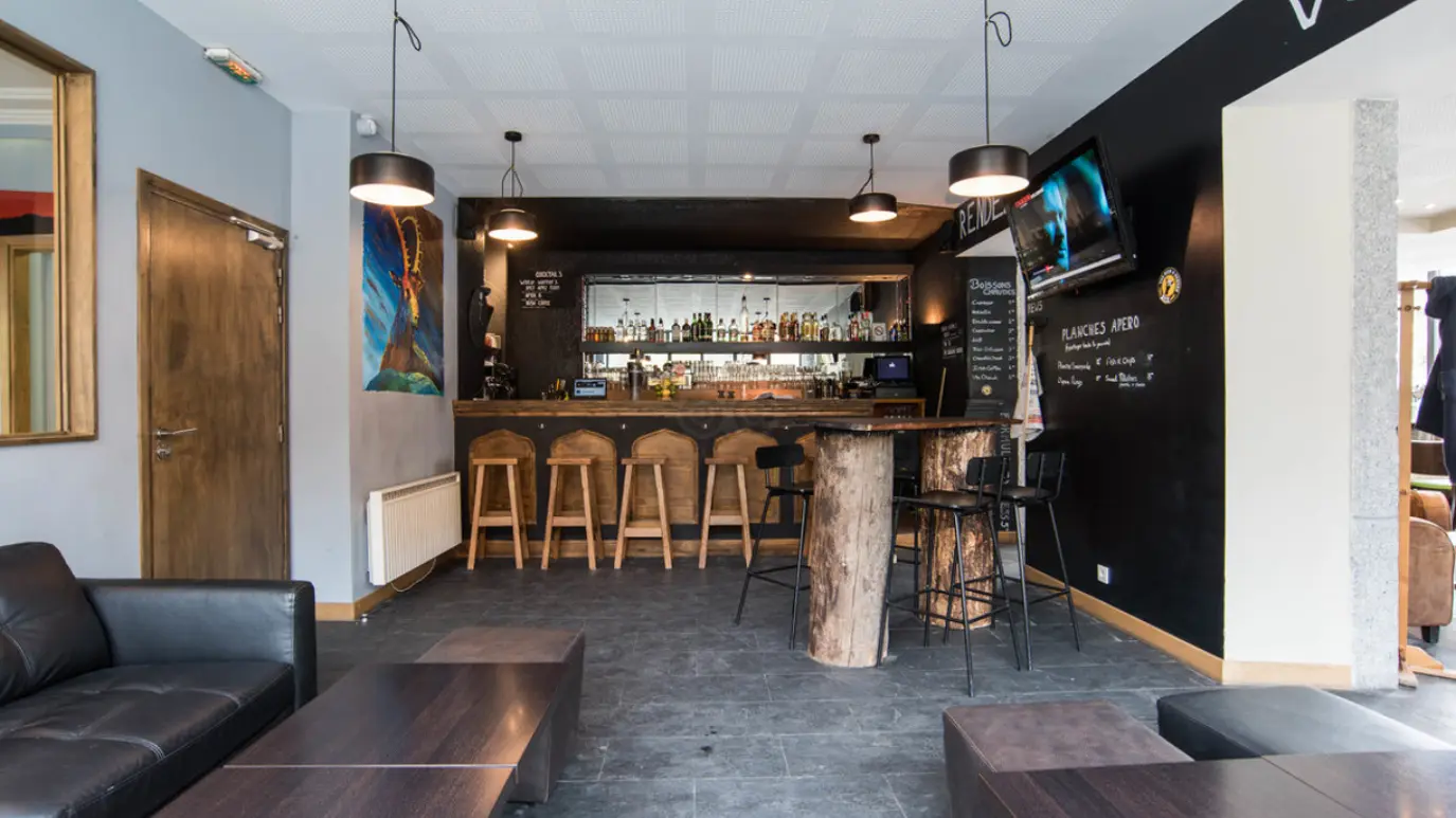 Les Lanchers bar