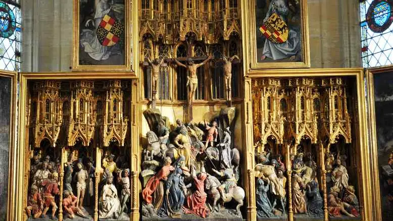 Eglise prieurale d'Ambierle Le Retable © Evelyne Deveaux
