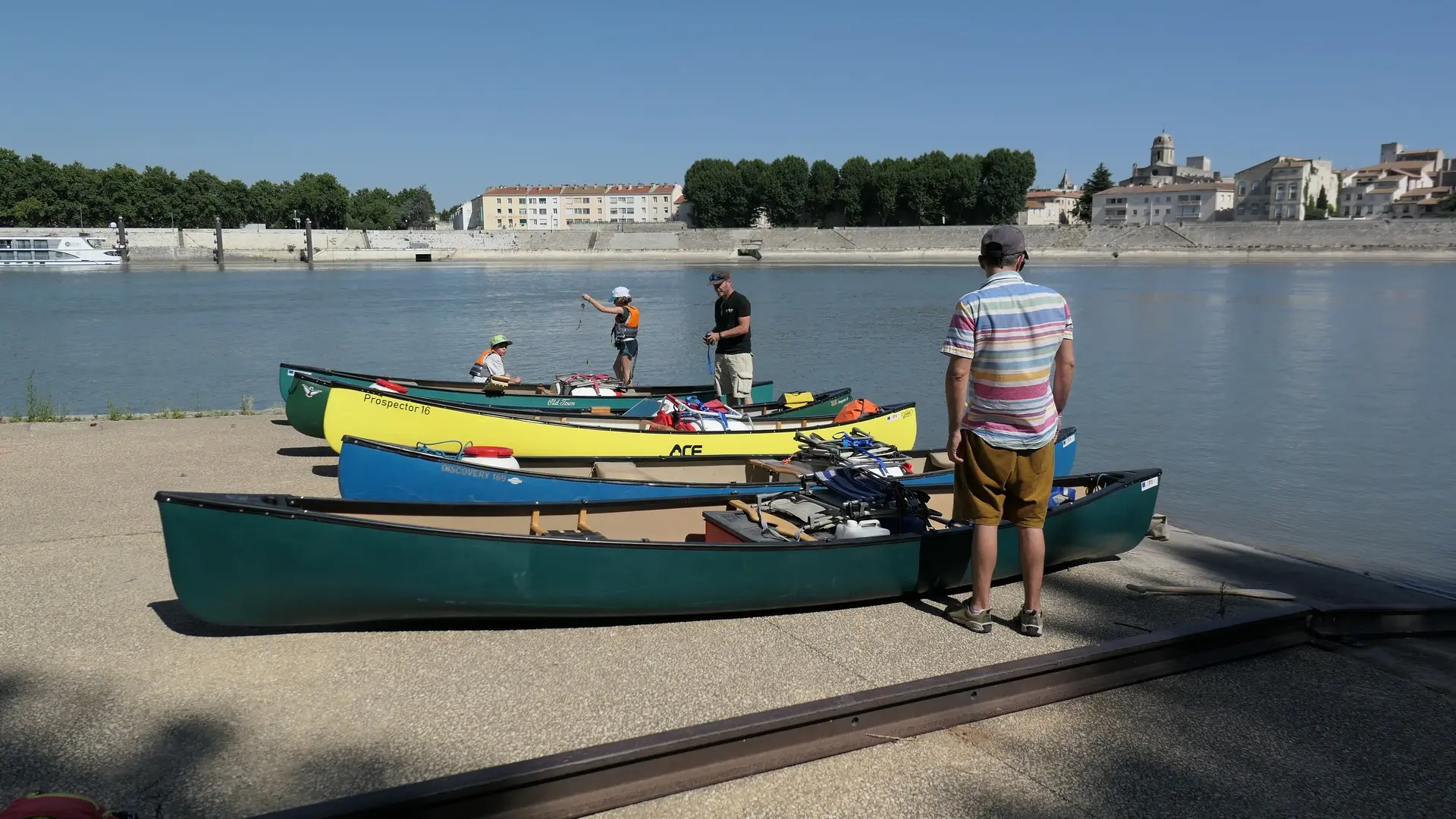 Robinson Canoé, le Petit Rhône à canoé sauvage à Arles